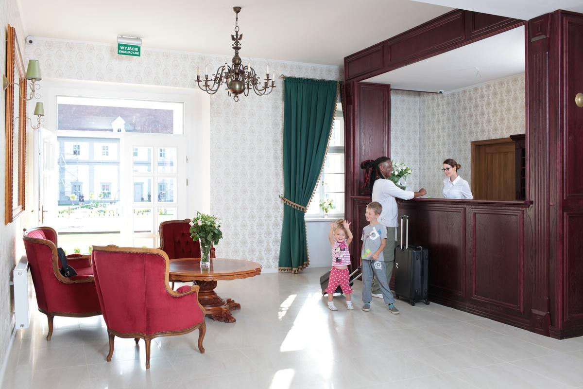 Hotel Court Park Nysa Esterno foto