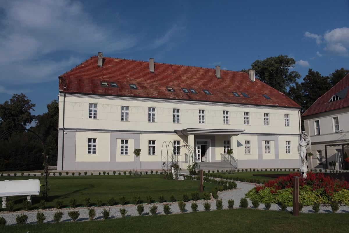 Hotel Court Park Nysa Esterno foto
